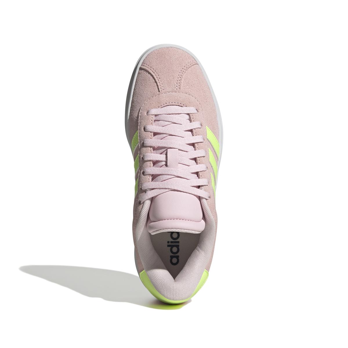 product/a/d/adidas_ji1017_3_footwear_photography_top_portrait_view_white-nw091625.jpg