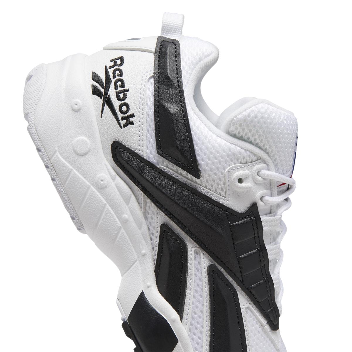 product/r/e/reebok-classics_fv5478_8_footwear_photography_detail_view_2_white_000.jpg