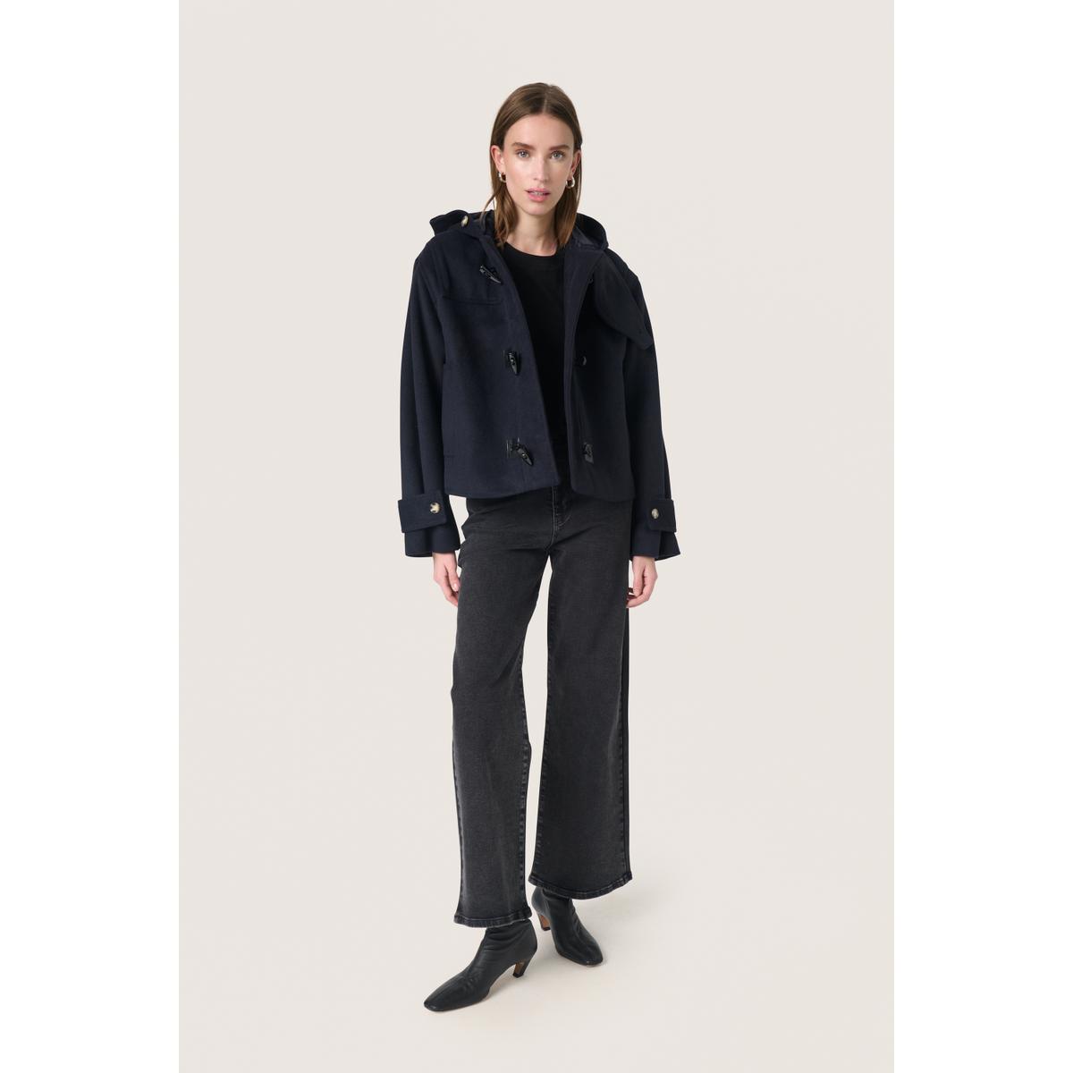 product/s/o/soaked-in-luxury_30408263-193922_3.jpg