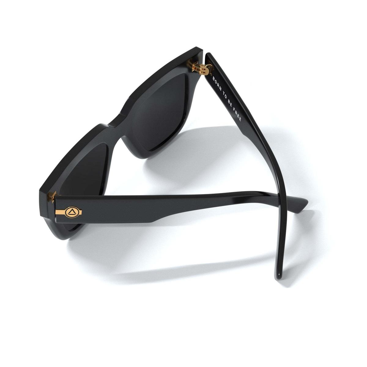 product/u/l/uller_ul-s22-01-un_4_x.jpg