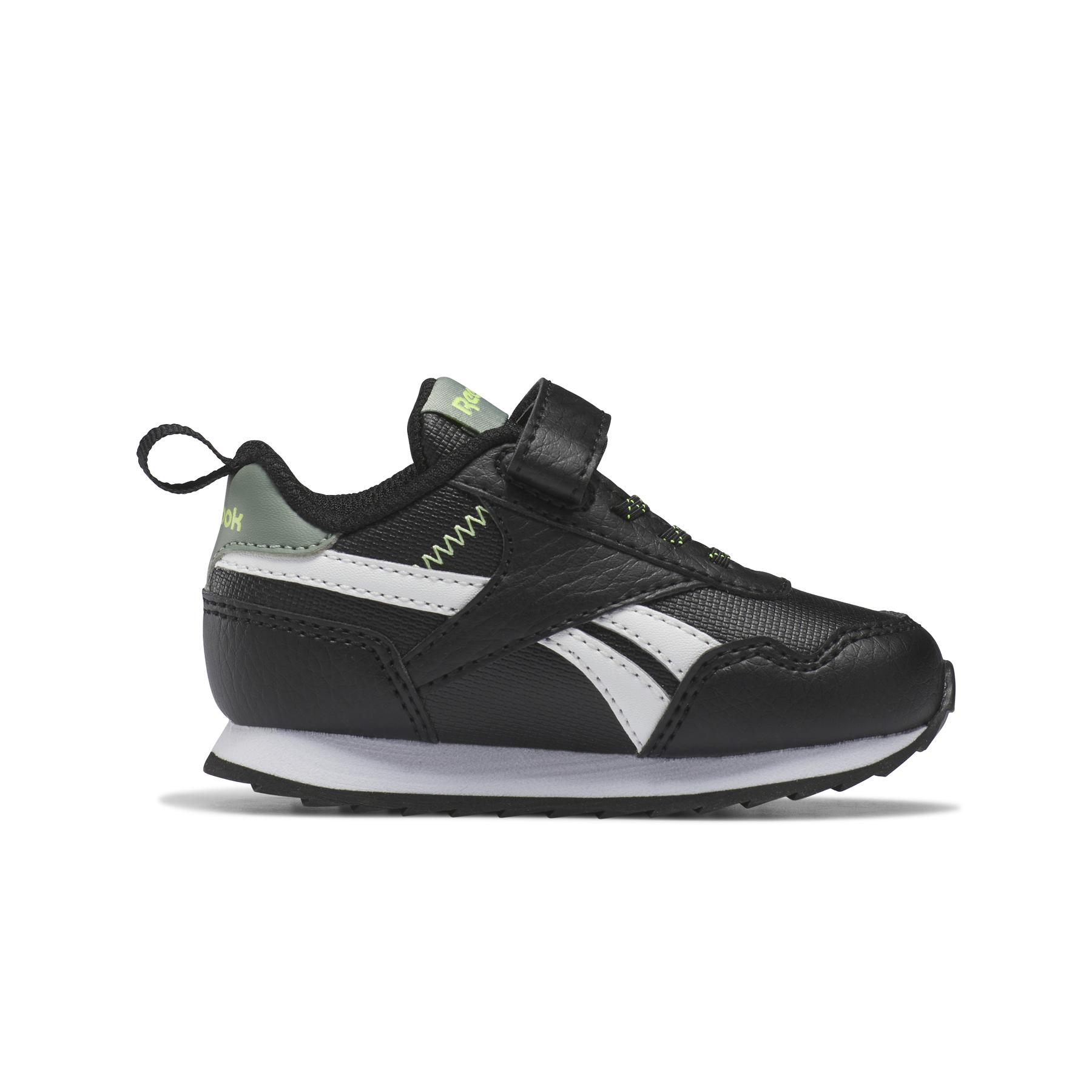 product/r/e/reebok_hp8672_4_footwear_photography_side_medial_center_view_white_000.jpg
