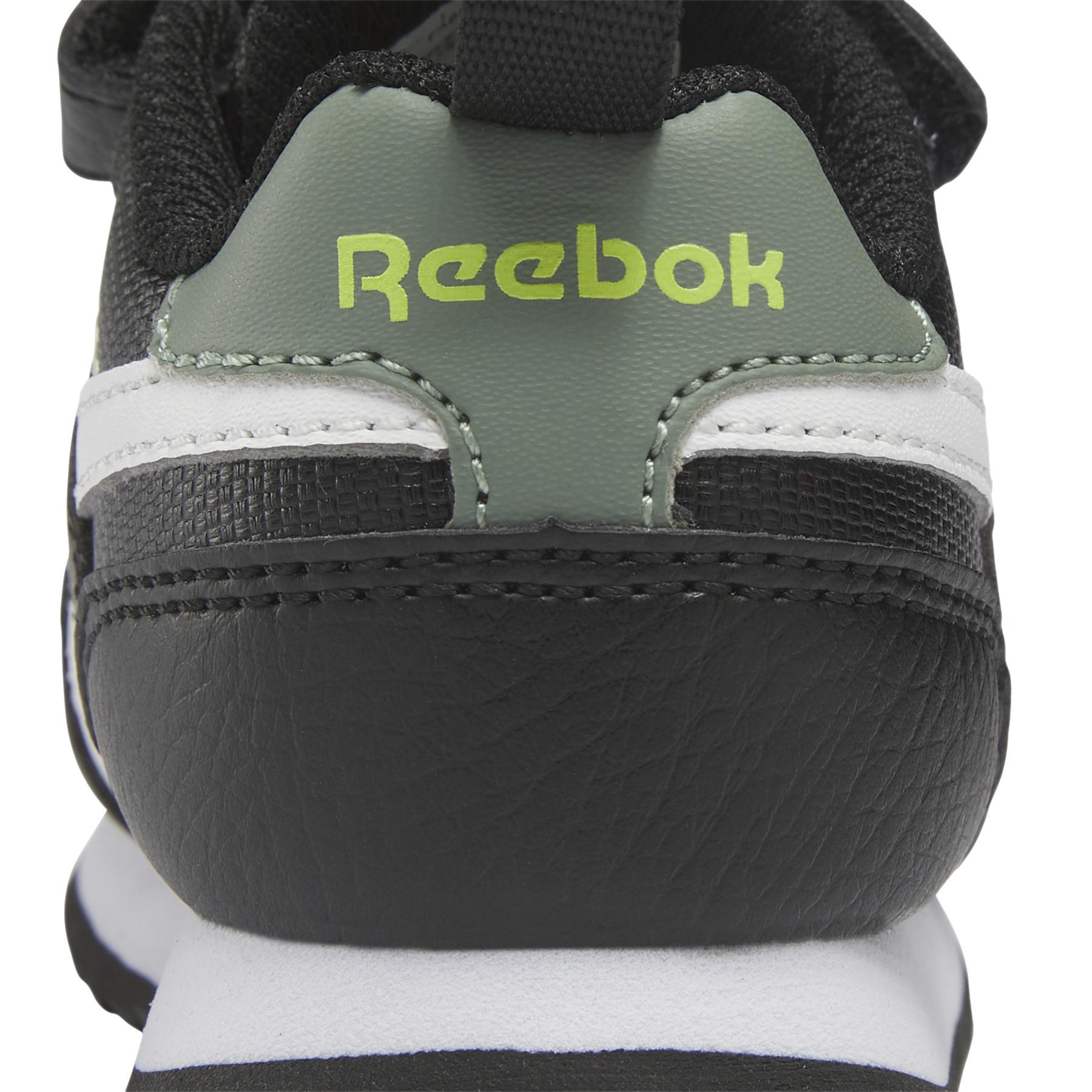 product/r/e/reebok_hp8672_8_footwear_photography_detail_view_2_white_000.jpg