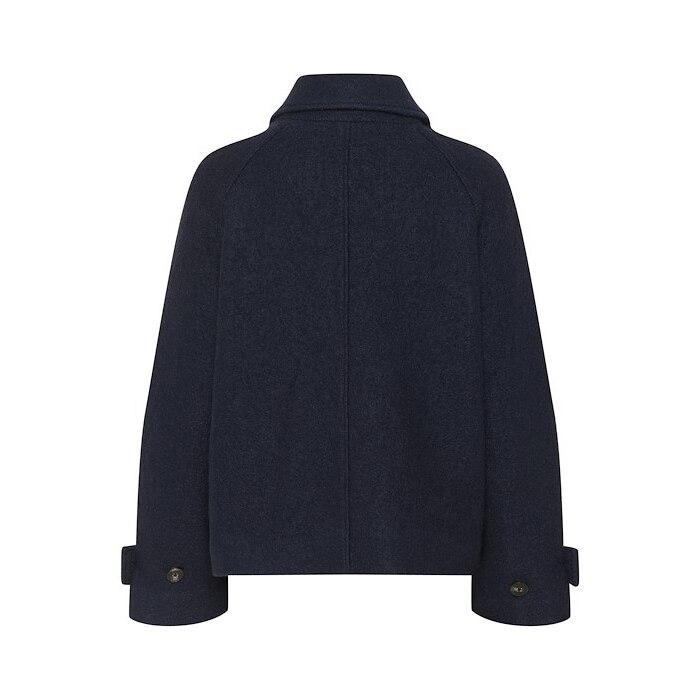 product/s/o/soaked-in-luxury-30408390-193922-sky-captain-2.jpg