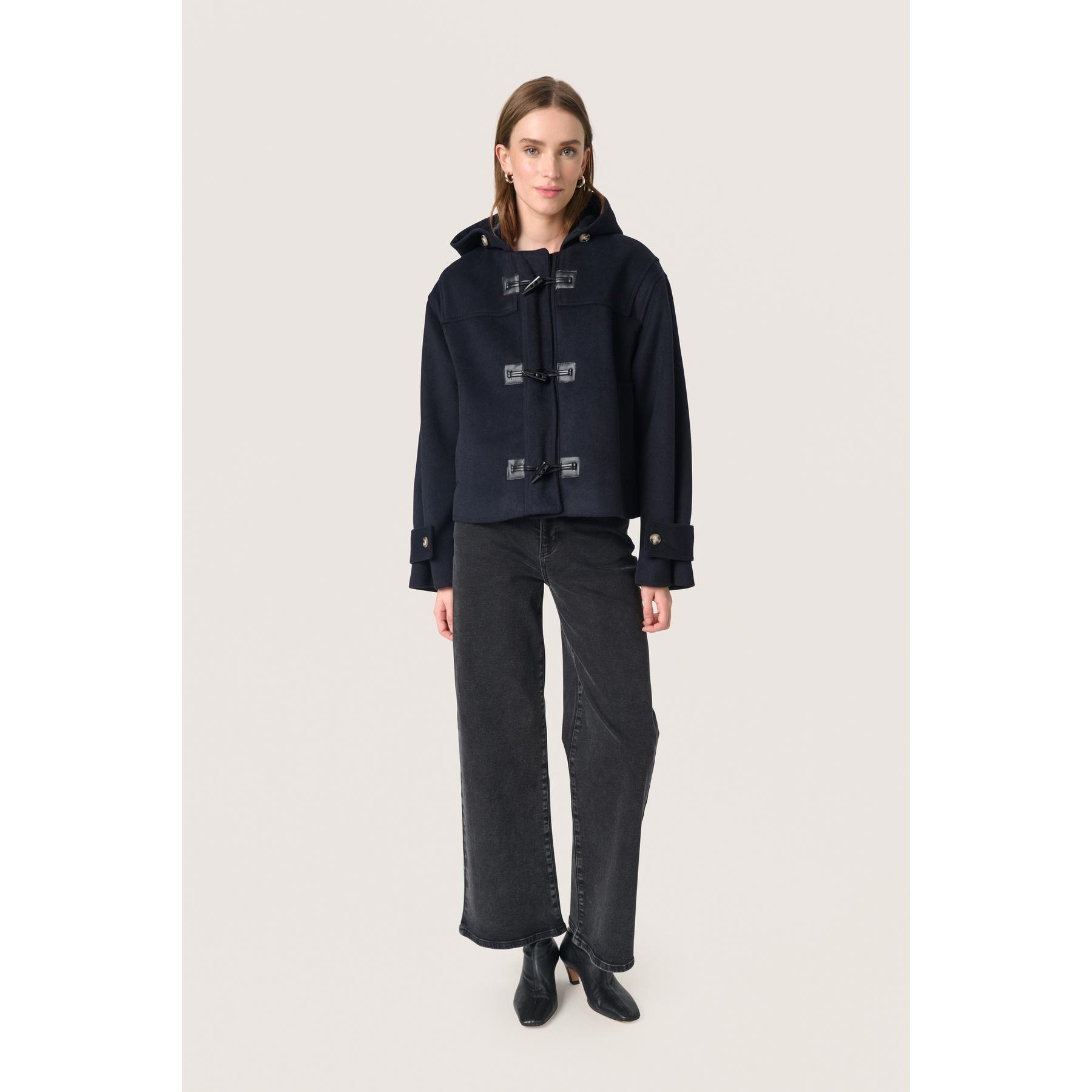 product/s/o/soaked-in-luxury_30408263-193922_5.jpg