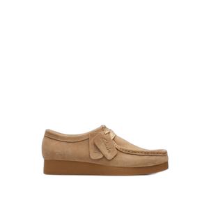 26174747-mokasyny-damskie-clarks-wallabeeevosh-dark-sand-suede
