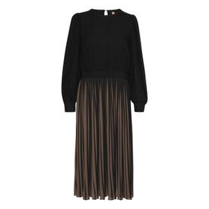 50109999-190916-sukienka-damska-culture-carly-beben-na-deszcz