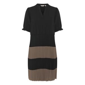 50110533-107461-krotka-sukienka-damska-culture-betty-black-raindrum-stripe