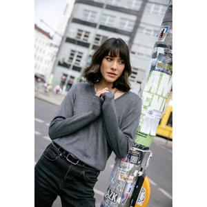 2532805a-213-sweter-damski-freeman-t-porter-lorel-srebro