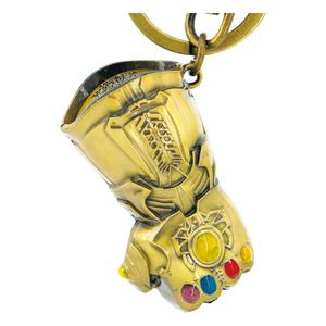 mngm68794-metalowy-brelok-do-kluczy-monogram-international-marvel-infinity-gauntlet-zloty-tu