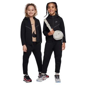 86m880-023-zestaw-dla-dzieci-nike-essential-fleece-czarny