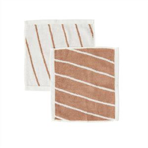 l300154-rekawiczka-do-mycia-w-organizm-bawelnowym-oyoy-living-design-x2-brazowy-30x30x0-5-cm