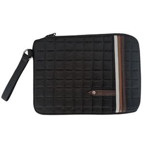 passbag-us-black04-etui-na-paszport-silver-crown-czarny-bialy-tu