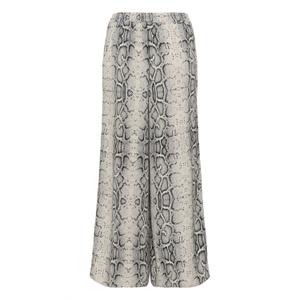 product/s/o/soaked-in-luxury_30408449-303725_5.jpg